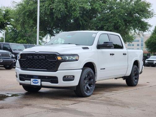 Bright White Clearcoat 2026 RAM 1500 Big Horn/Lone Star