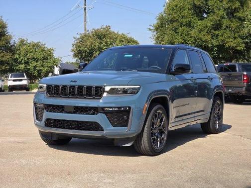 Steel Blue 2027 Jeep Grand Cherokee Summit