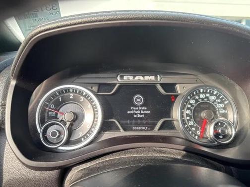 2022 RAM 2500 Laramie Crew Cab 4x4 6'4' Box