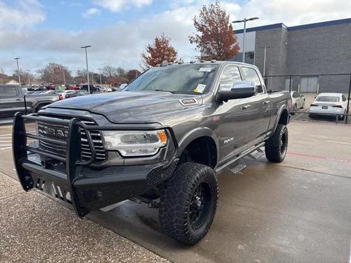 2022 RAM 2500 Laramie Crew Cab 4x4 6'4' Box
