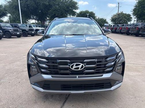 Phantom Black 2025 Hyundai TUCSON SEL Convenience