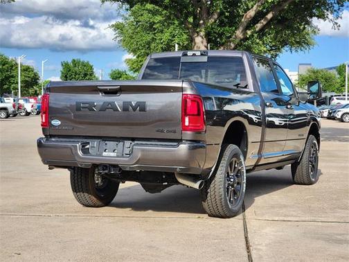2025 RAM 2500 Laramie Crew Cab 4x4 6'4' Box