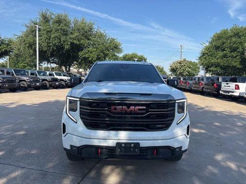 Summit White 2023 GMC Sierra 1500 AT4