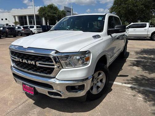 Bright White Clearcoat 2023 RAM 1500 Big Horn/Lone Star