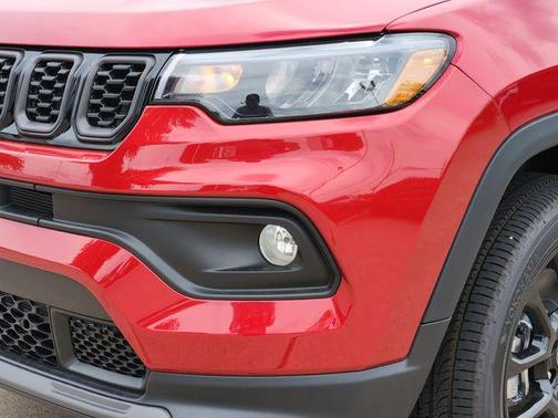 Red Hot Pearlcoat 2026 Jeep Compass Latitude