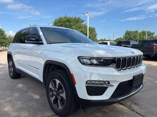 Bright White Clearcoat 2022 Jeep Grand Cherokee 4xe Base