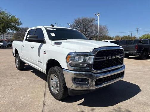 2022 RAM 2500 Big Horn Crew Cab 4x4 6'4' Box