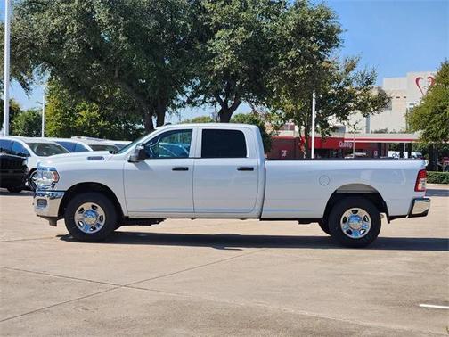 2024 RAM 2500 Tradesman Crew Cab 4x2 8' Box