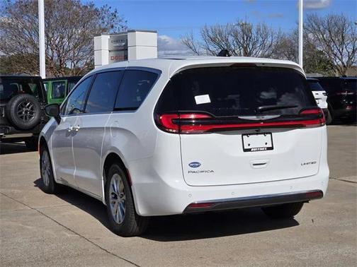 2026 Chrysler Pacifica Limited