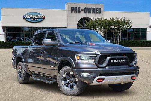 Granite Crystal Metallic Clearcoat 2019 RAM 1500 Rebel