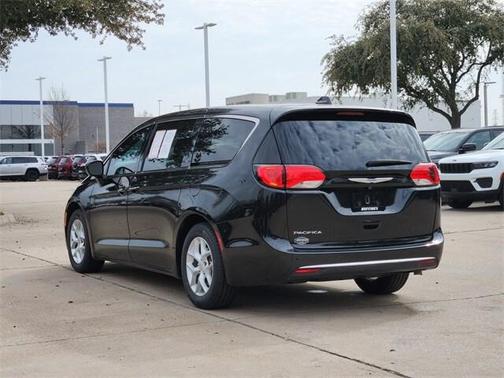 2018 Chrysler Pacifica Touring Plus