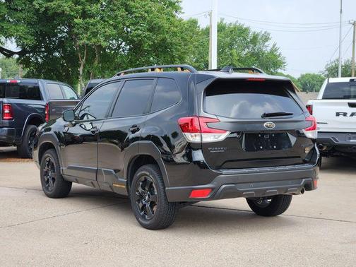 Crystal Black Silica 2025 Subaru Forester Wilderness