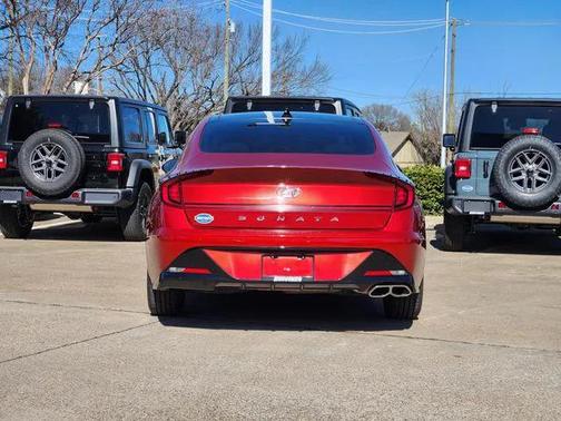 2023 Hyundai SONATA SEL