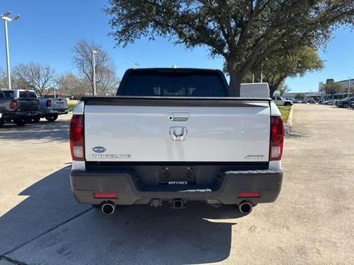 2023 Honda Ridgeline Black
