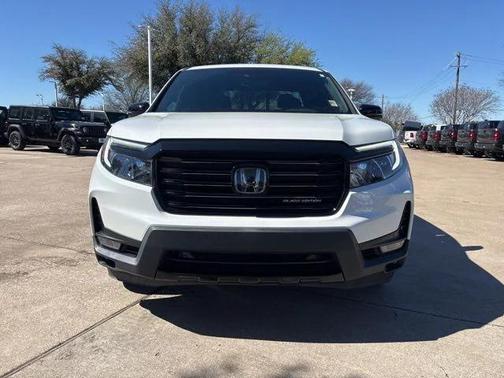 2023 Honda Ridgeline Black