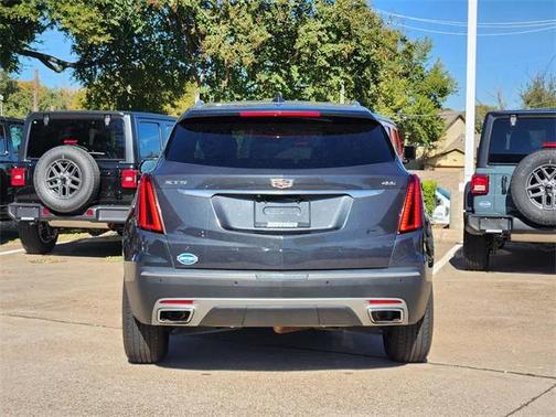 2023 Cadillac XT5 Premium Luxury