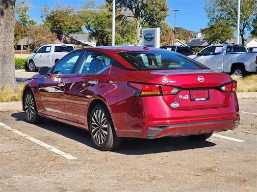 2025 Nissan Altima SV FWD