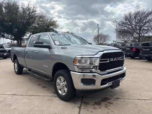 2024 RAM 2500 Laramie Crew Cab 4x4 6'4' Box