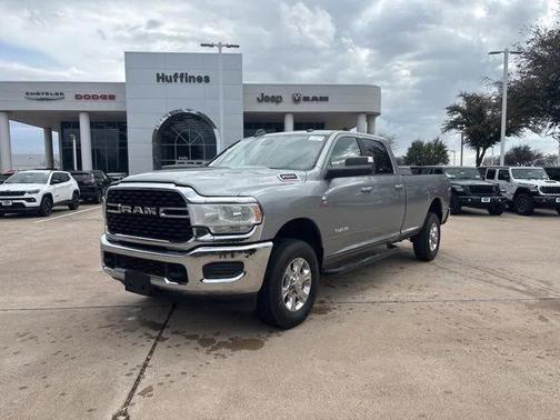 2024 RAM 2500 Laramie Crew Cab 4x4 6'4' Box