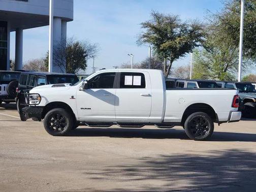 2024 RAM 2500 Laramie Crew Cab 4x4 6'4' Box
