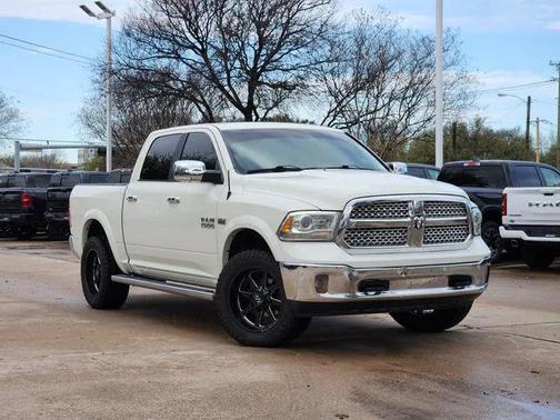 2017 RAM 1500 Laramie