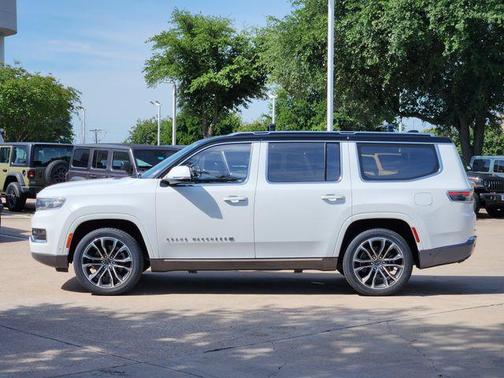 Bright White Clearcoat 2022 Jeep Grand Wagoneer Series III 4x4