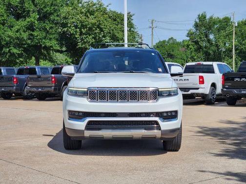 Bright White Clearcoat 2022 Jeep Grand Wagoneer Series III 4x4