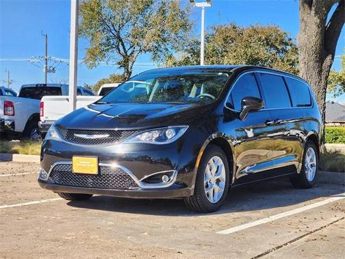 2018 Chrysler Pacifica Touring Plus