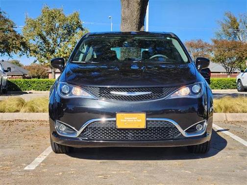 2018 Chrysler Pacifica Touring Plus