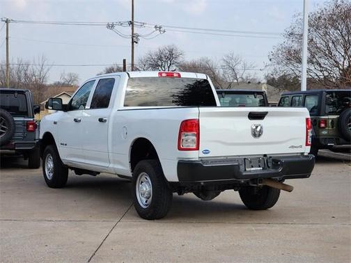 2022 RAM 2500 Tradesman Crew Cab 4x4 6'4' Box