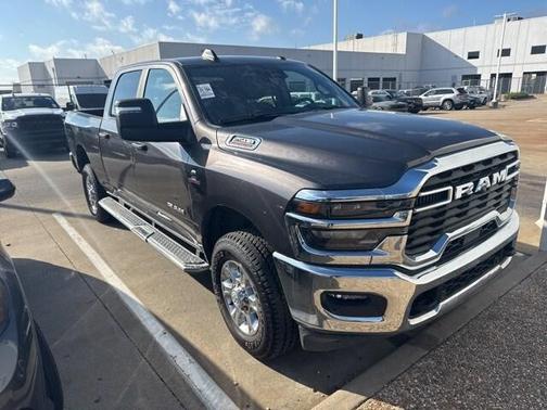 2025 RAM 2500 Big Horn Crew Cab 4x4 6'4' Box