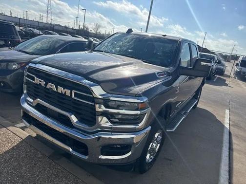 2025 RAM 2500 Big Horn Crew Cab 4x4 6'4' Box