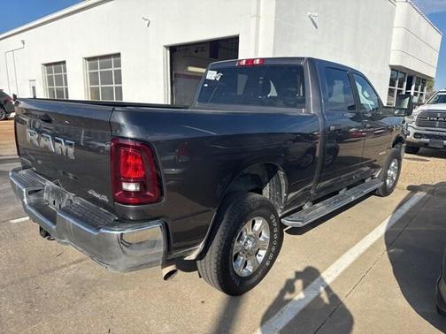 2025 RAM 2500 Big Horn Crew Cab 4x4 6'4' Box