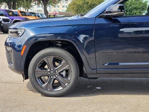Fathom Blue Pearlcoat 2027 Jeep Grand Cherokee Limited