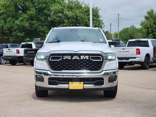Bright White 2025 RAM 1500 Big Horn/Lone Star