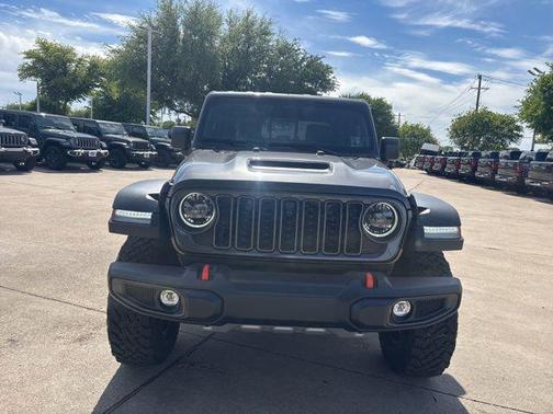 Granite Crystal 2026 Jeep Gladiator Mojave 4x4