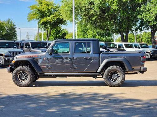 Granite Crystal 2026 Jeep Gladiator Mojave 4x4