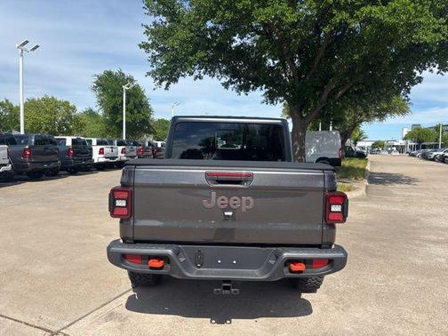 Granite Crystal 2026 Jeep Gladiator Mojave 4x4