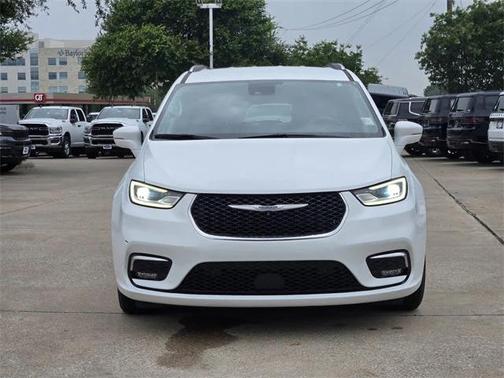 2021 Chrysler Pacifica Touring L