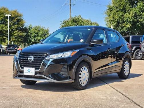 2023 Nissan Kicks S