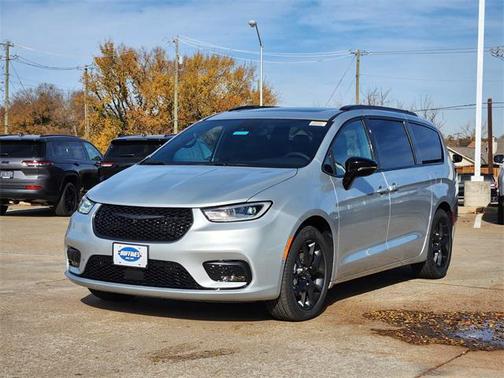 2026 Chrysler Pacifica Limited