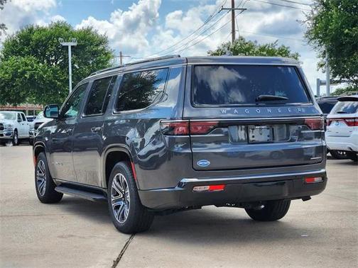 2023 Jeep Wagoneer L Series II 4x2