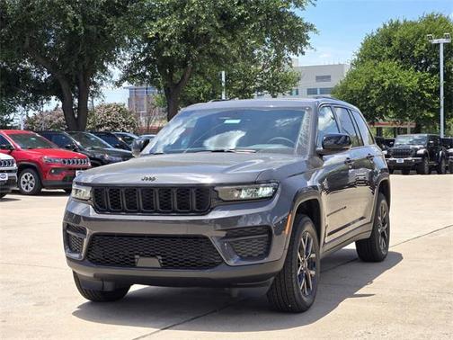 2025 Jeep Grand Cherokee Altitude