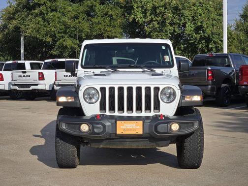 Bright White Clearcoat 2023 Jeep Wrangler Rubicon