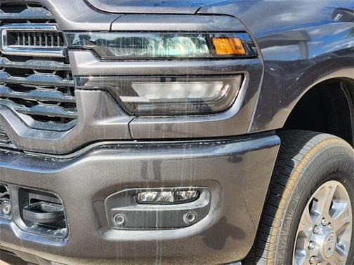 2025 RAM 2500 Lone Star Crew Cab 4x4 6'4' Box