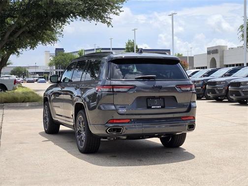 2025 Jeep Grand Cherokee L Summit