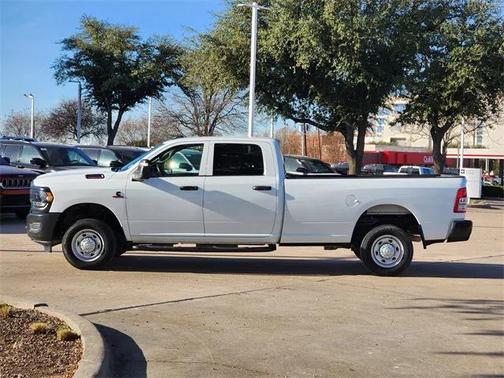 2024 RAM 2500 Tradesman Crew Cab 4x4 8' Box