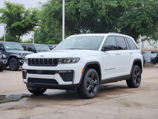 Bright White Clearcoat 2026 Jeep Grand Cherokee Limited