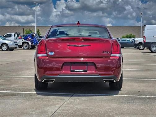 2023 Chrysler 300 S