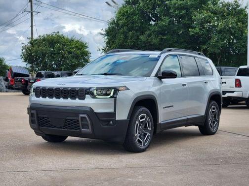 Silver Zynith Clearcoat 2026 Jeep Cherokee Limited